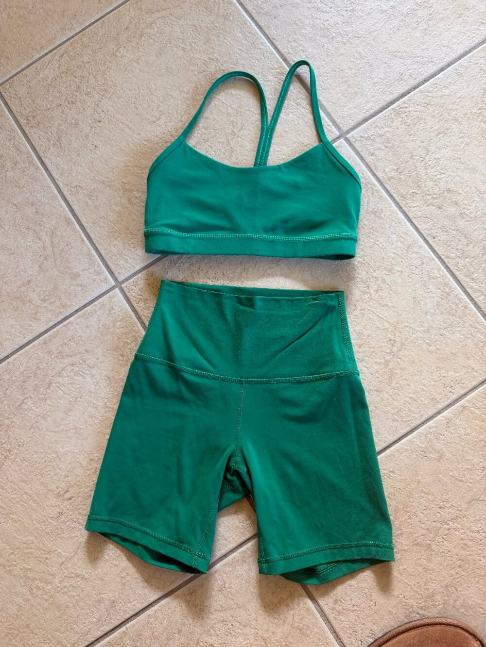 Lululemon Align Leggings & Bra Set - Green (NWOT)